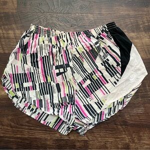 Vintage Nike nylon lined geometric colorful shortie running athletic shorts M